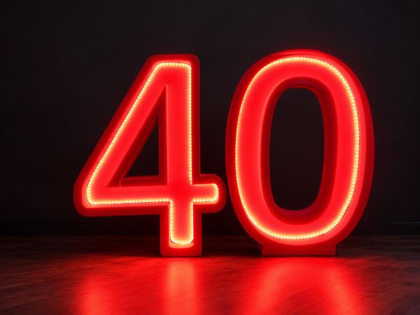 Numero quaranta luminoso rosso